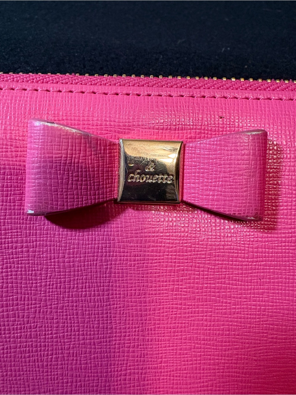 & chouette by Samantha Thavasa Pink Saffiano Leather Bow Zip-Around Long Wallet - Picture 2 of 12
